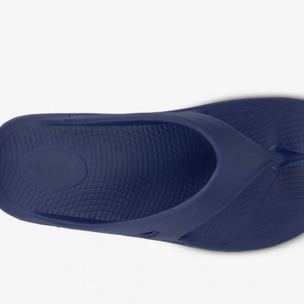 NEW Oofos  recovery footwear Navy  Thong Sandal Flip Flop women size 12 Men’s 10